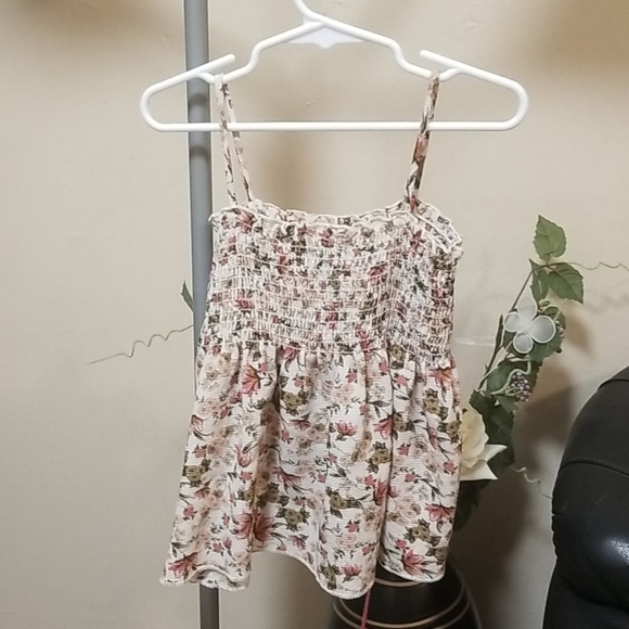 Top - Picture 2 of 3